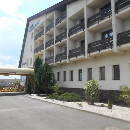 Hotel Bítov エクステリア 写真
