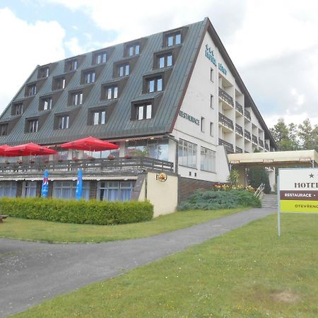 Hotel Bítov エクステリア 写真